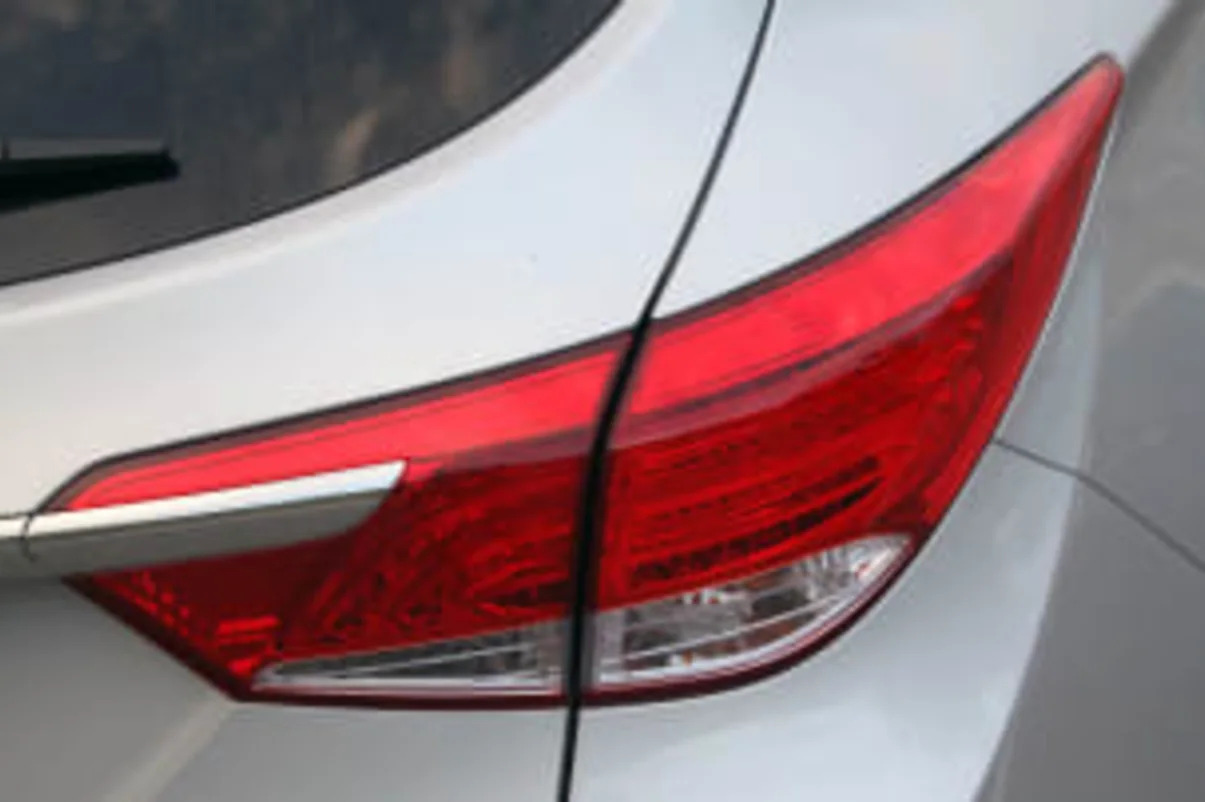 2014 Hyundai i40 Tourer tail light
